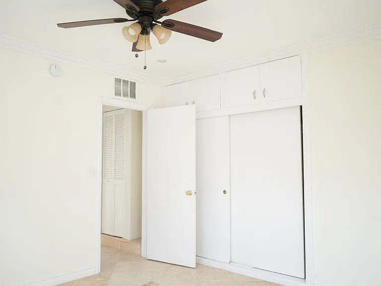Courtyard at Cordova Apts — Photo 39