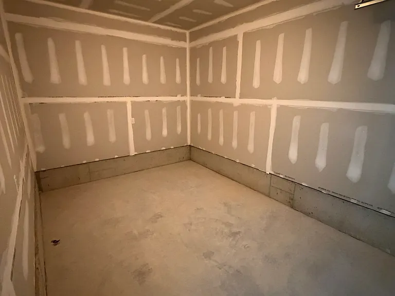 57 Silverbell Ave — Photo 3
