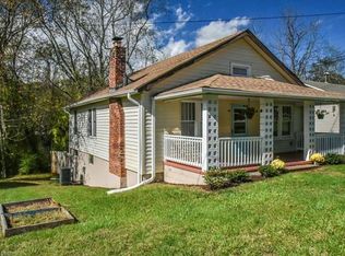 30 Oak Hill Cir, Asheville, NC 28806