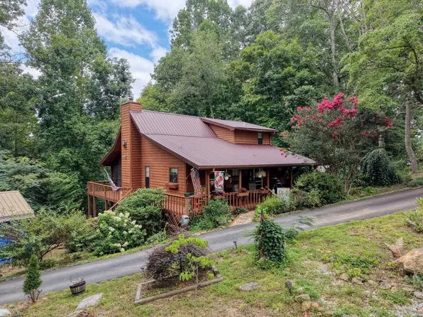 135 Deerwood Trail Rd, Blairsville, GA 30512