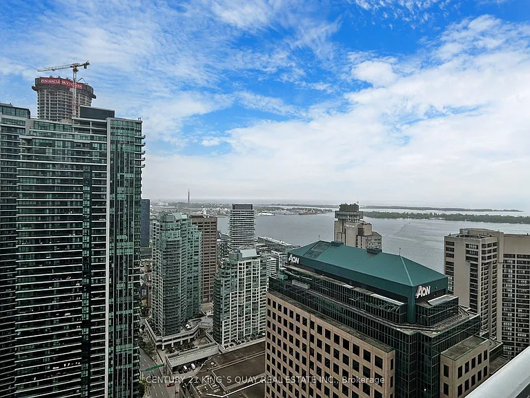88 Harbour St #4204 — Photo 29