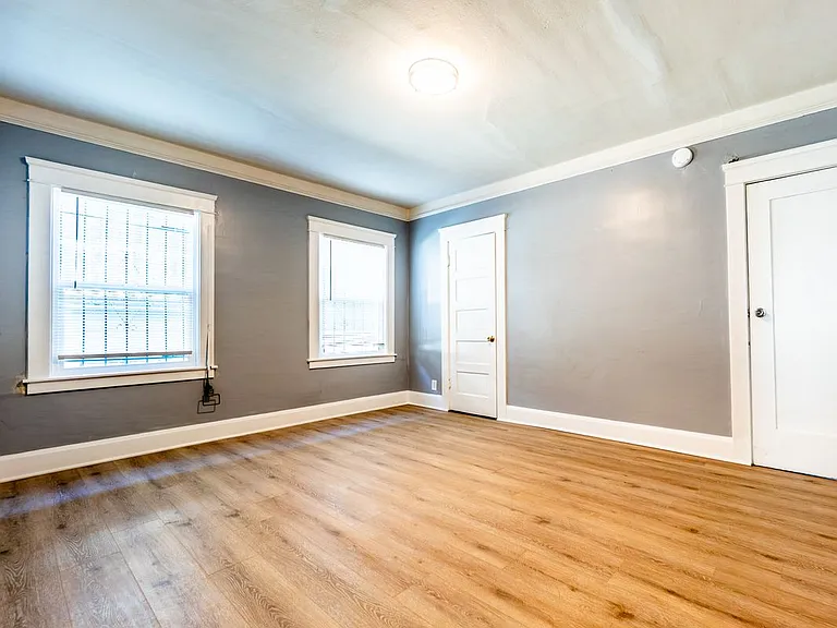 223 S Reno St — Photo 15