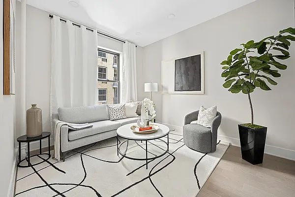 Rented by Tahari Realty LLC | media 10