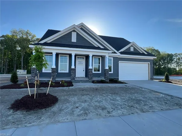 101 S Tall Pines Dr, Moyock, NC 27958