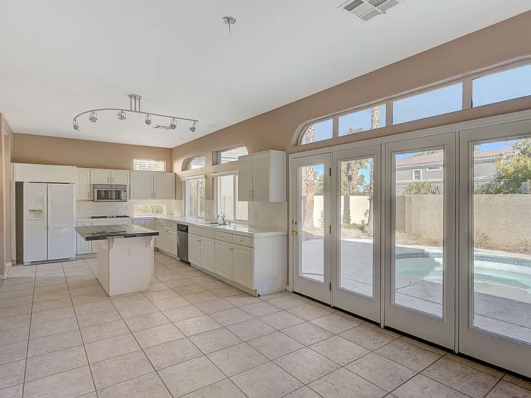 1934 Grey Eagle St — Photo 26