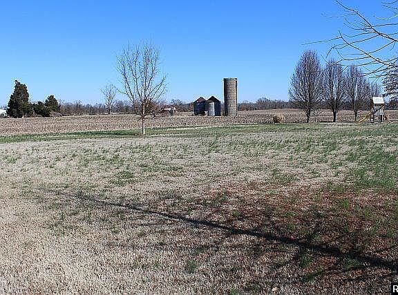 2nd image of 1506 Stonehedge Blvd