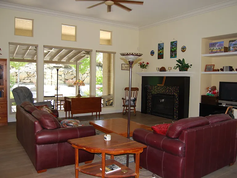 13395 Stoneland Dr — Photo 5