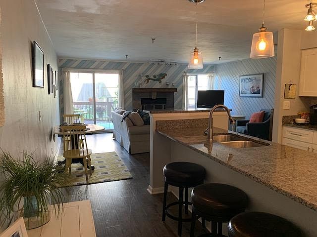 1st image of 2342 Croix Dr