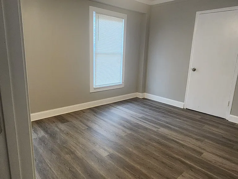 1025 Gaddis Ave — Photo 6
