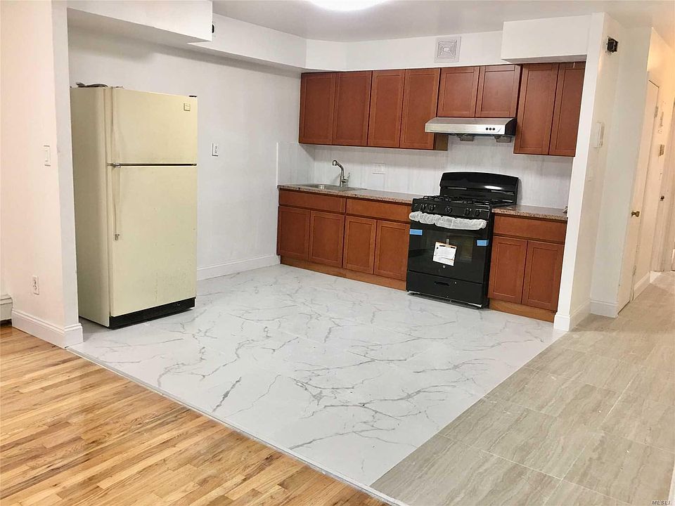 1st image of 22308 56th Ave