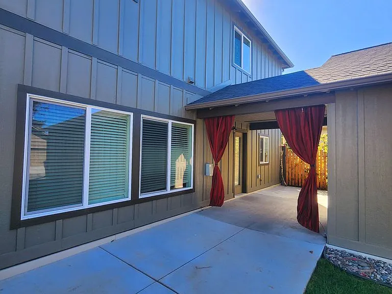 101 Stone Fly Dr — Photo 17