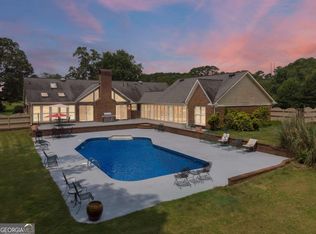 1061 Highway 92 N, Fayetteville, GA 30214