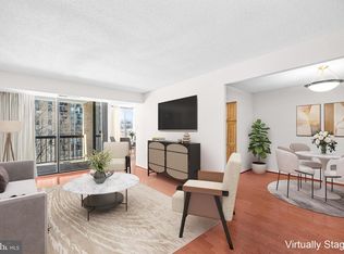 4500 S Four Mile Run Dr APT 505, Arlington, VA 22204