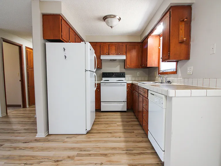 1073 Ruge St NW #1073 — Photo 9