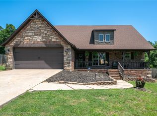 300 Fine Ranch Dr, Alma, AR 72921