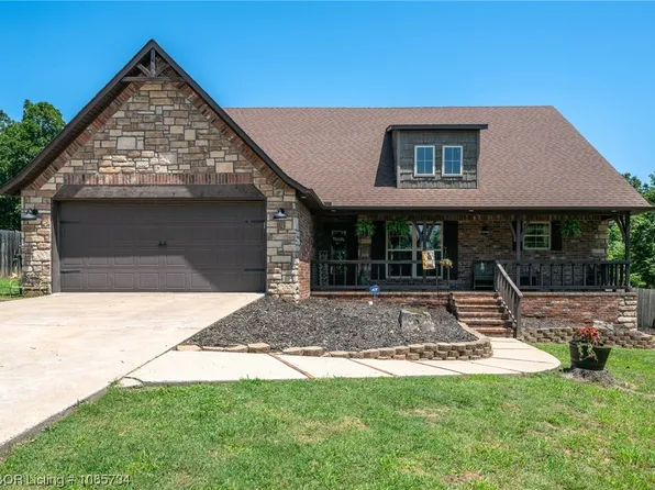 300 Fine Ranch Dr, Alma, AR 72921
