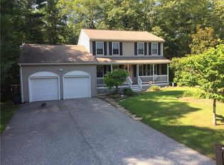 1 Sugarbush Trl, Coventry, RI 02816