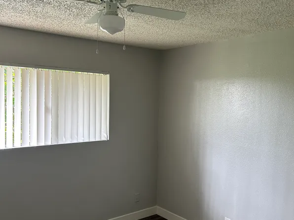 17100 Downey Ave, Bellflower, CA