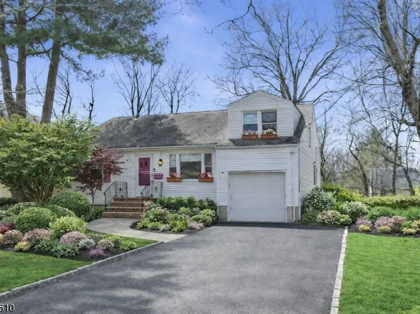 25 Hillside Ter, Livingston Twp., NJ 07039