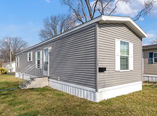 15 Iowa Rd, Wilmington, DE 19808