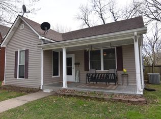 106 E 6th St, Carrollton, MO 64633