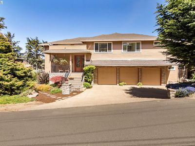 35 SW South Point St, Depoe Bay, OR, 97341
