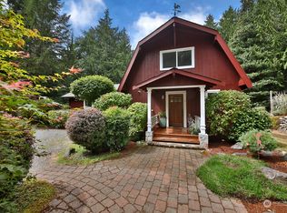 7394 Bailey Rd, Clinton, WA 98236