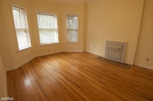 1st image of 5423 S Drexel Ave #1