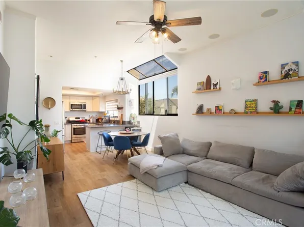 17721 Sergio Cir #201, Huntington Beach, CA 92647