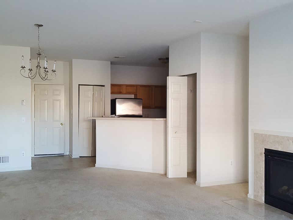 2nd image of 17857 Windflower Dr #5