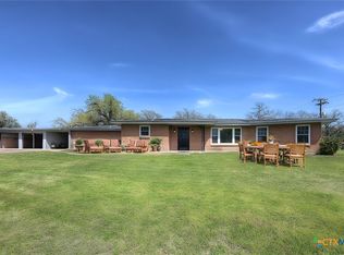 3534 Highway 90 #A, Gonzales, TX 78629