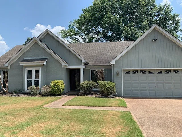 3 bed, 1650 sqft, $2,195 — Photo 2