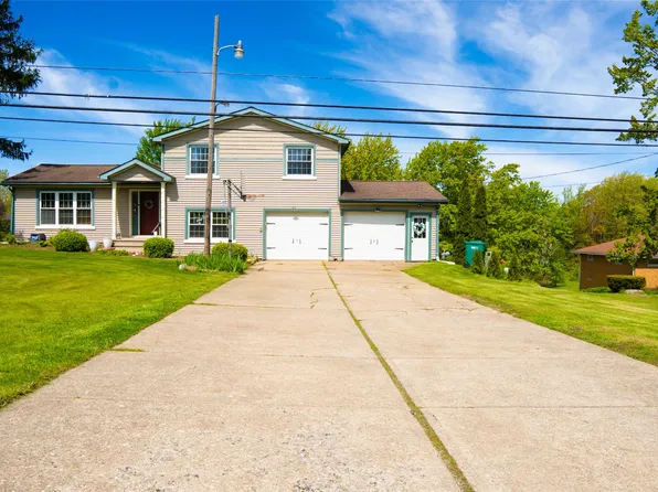 2374 Edinboro Rd, Erie, PA 16509