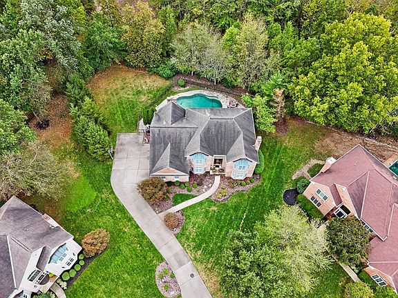 3rd image of 9071 Cummings Farm Ln