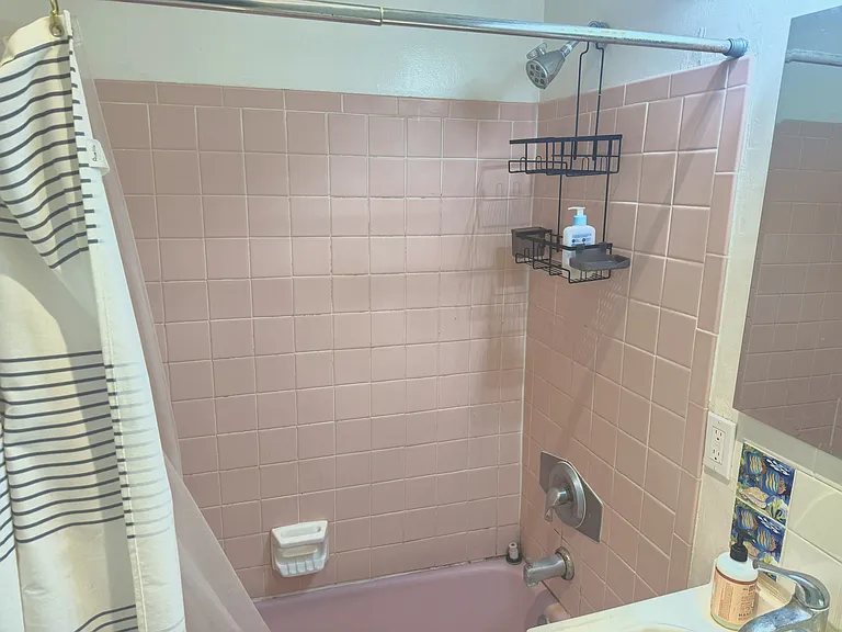 415 Gravilla St #15 — Photo 9