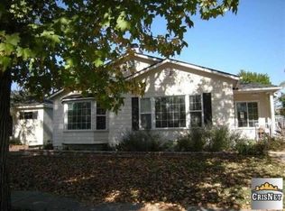 17321 Gilmore St, Van Nuys, CA 91406