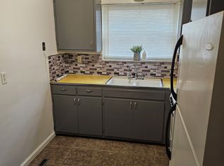 2 3844w150th, Cleveland, OH 44111