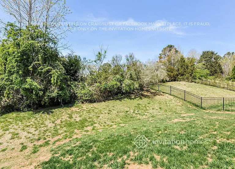 12569 Honeychurch St — Photo 19