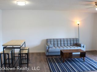 1372 Hunters Rd APT E, Harrisonburg, VA 22801