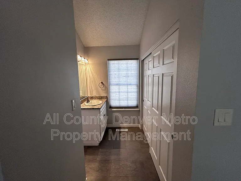 7250 Devinney Ct #E — Photo 9