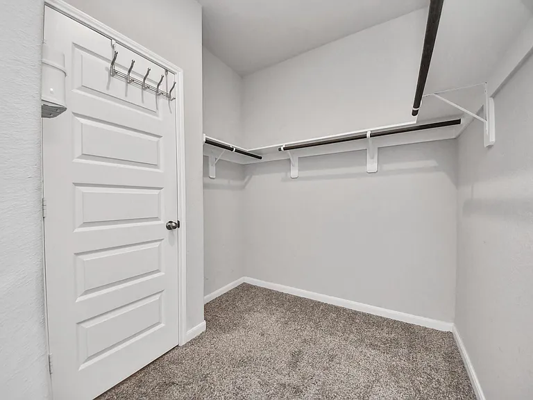 3630 Telford Ln — Photo 28
