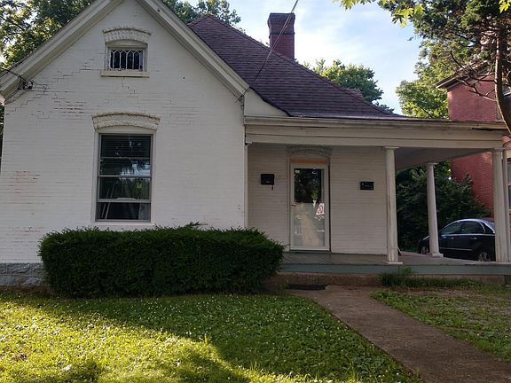 3rd image of 371 Woodland Ave #A