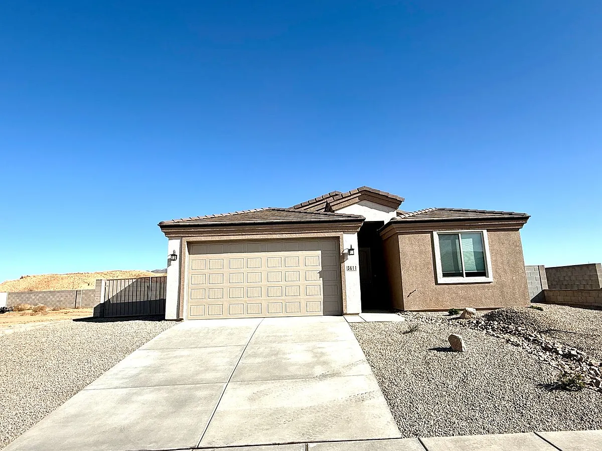Building Photo - 3611 Charleston Loop