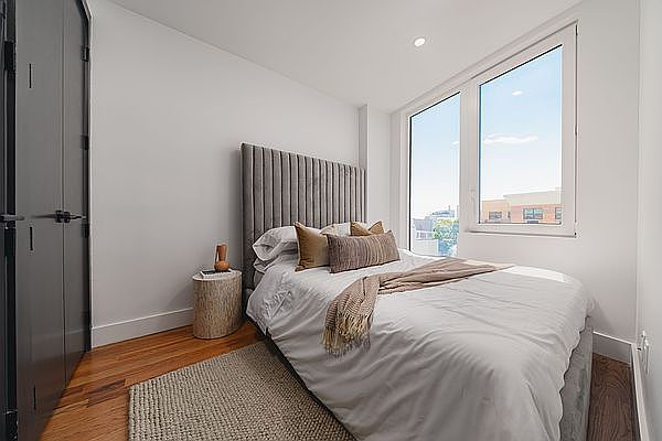 1st image of 375 Lefferts Ave #6E