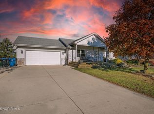 5305 Cedar Point Rd, Oregon, OH 43616