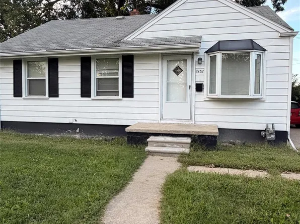 1952 Moran Ave, Lincoln Park, MI 48146
