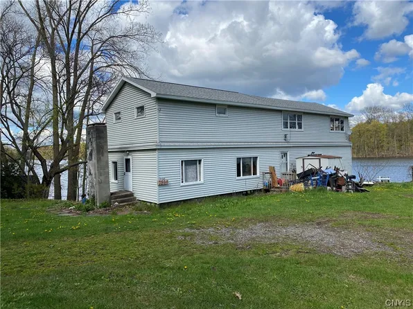 7396 Palmer Rd, Tully, NY 13159