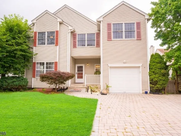 42 Huntley Way, Bridgewater Twp., NJ 08807