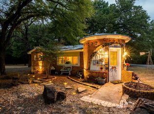 501 Lakeshore Rd, Shady Shores, TX 76208