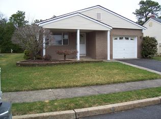 94 Paradise Blvd, Toms River, NJ